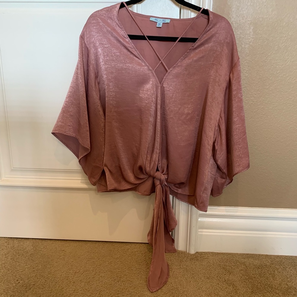 [LIKE 🆕] Kimono Sleeve Satin Top in Dusty Rose - Picture 4 of 8